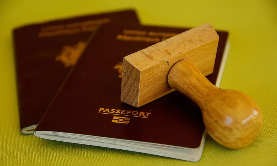 Passaporto elettronico: guida aggiornata a requisiti, costi e procedure