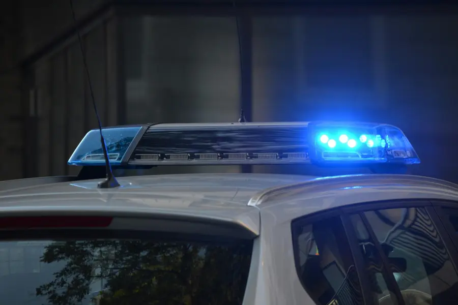 Furto su auto al Lazzaretto di Alghero, denunciati due uomini
