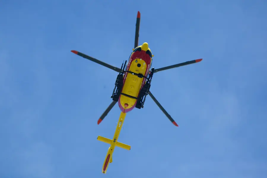 Elicotteri antincendio, la Regione Sardegna apre al mercato