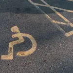 Sassari, maltrattamenti su minori disabili: interdette quattro educatrici e sequestrata la struttura