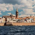 Sardegna in estate: cosa fare tra mare e feste tradizionali