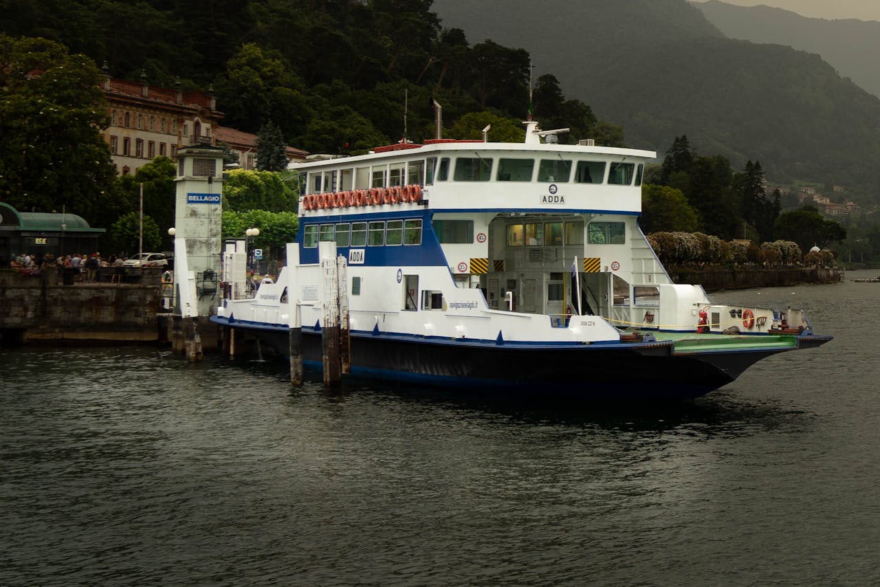 Come muoversi in Sardegna tra auto, traghetti e mezzi pubblici